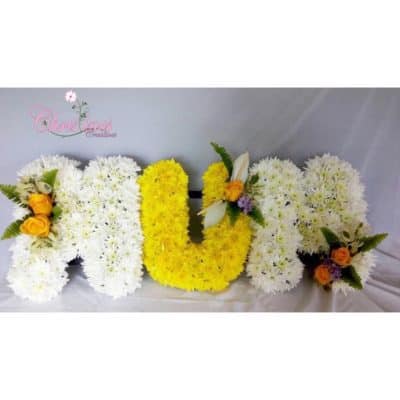MUM wreath with spray